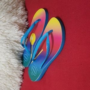 HAVAIANAS FLIP FLOPS